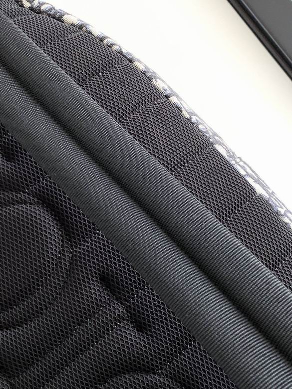 1VOBA088YKY 30X42X15cm YG 6