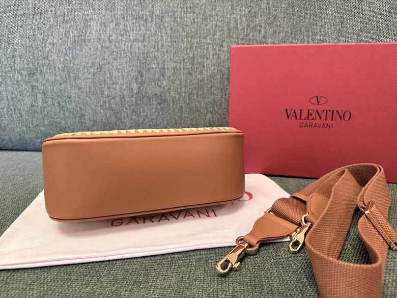 22046 23.5X18X8cm SF 3