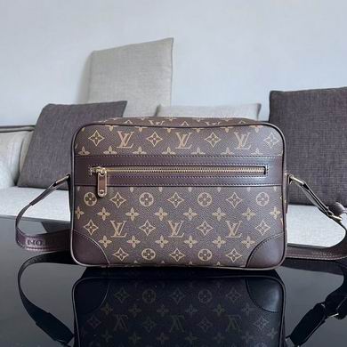 2367-2 31X21X7cm WP (3)