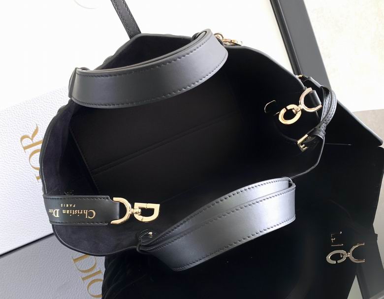 2822 23X14X12cm YG 7