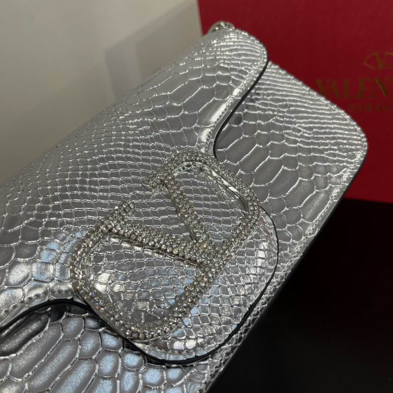 28X13X8cm 072105 XMY 16色 132