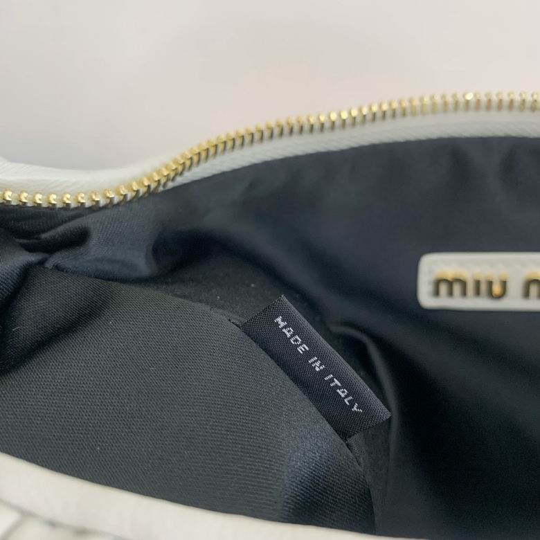 500153 28X27X10cm YG 4色 33