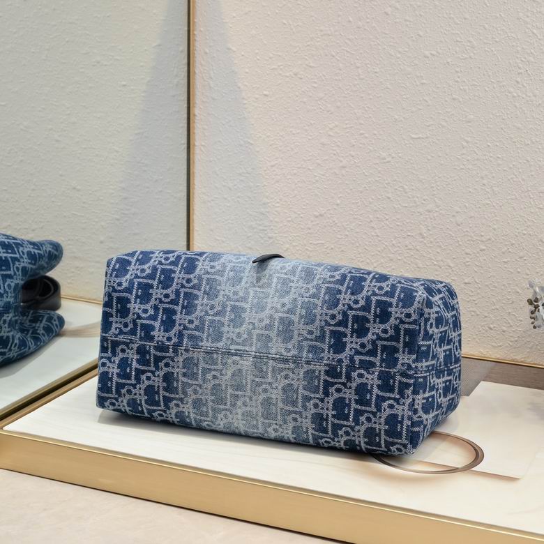 5888 28.5X19X21cm XM 5