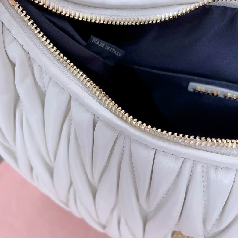 5BC108 29X24X10cm SF 3色 16