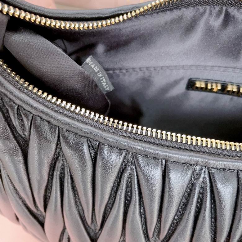 5BC108 29X24X10cm SF 3色 7