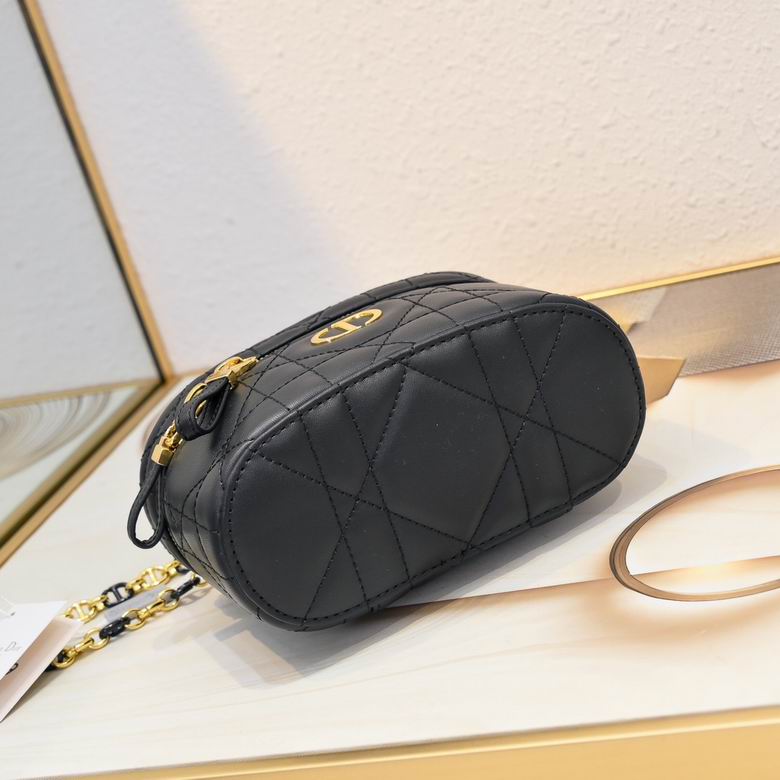 7099 16.5X8X9.5cm XM 7