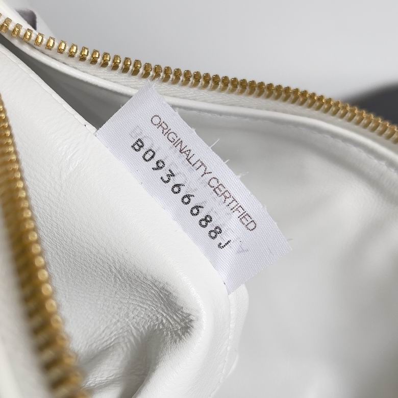 754443 22X13X9cm YG 15色 15