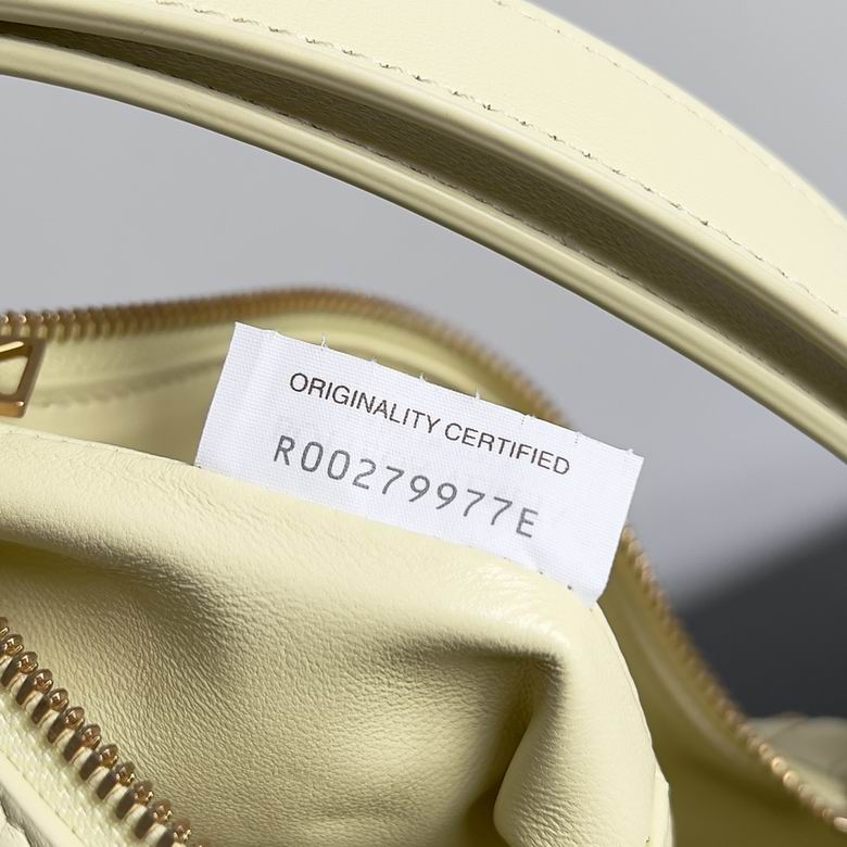 754443 22X13X9cm YG 15色 52