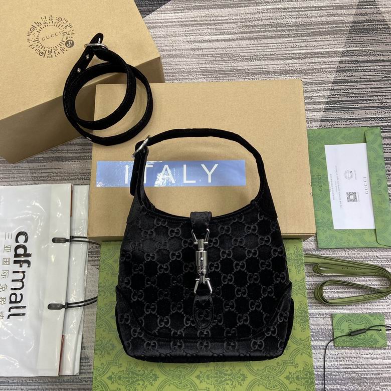 764303 19X22X5cm MP 0