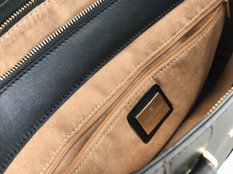 7704-1 39X30X7cm WP (9)