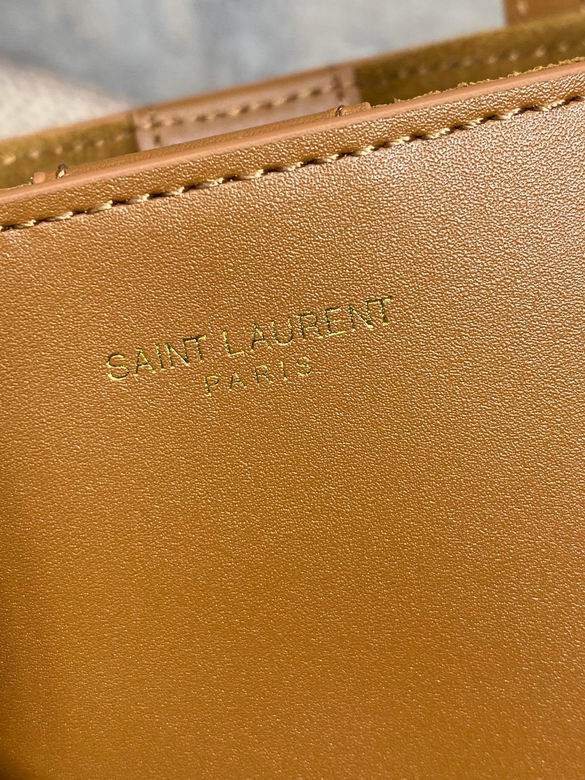 773995 18X17X8cm MT 4