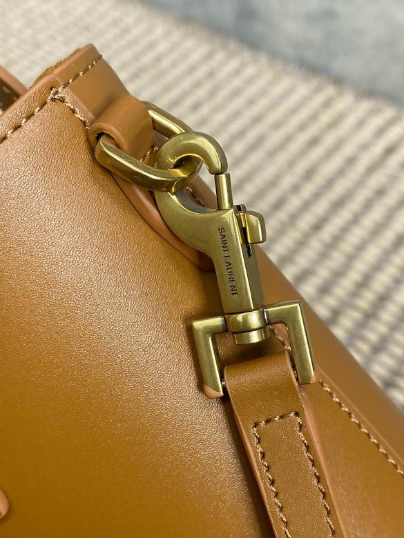 773995 18X17X8cm MT 6