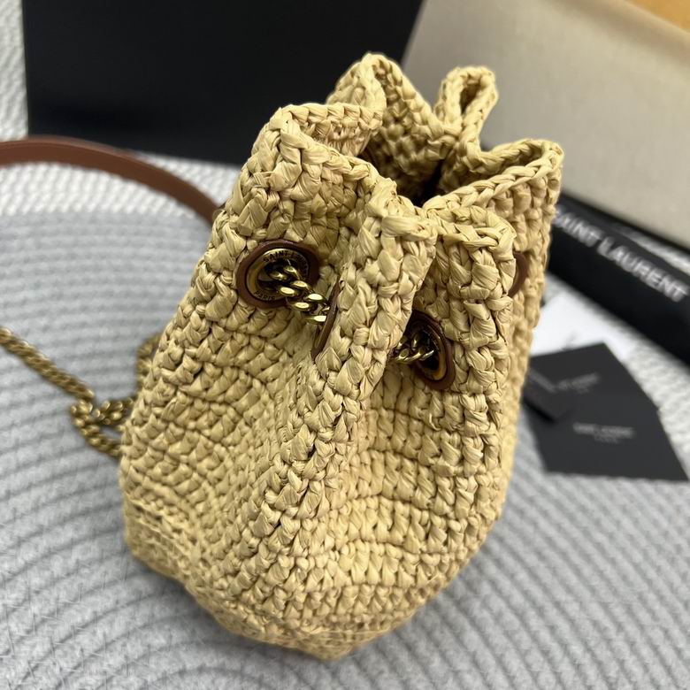 774297 19X13X13cm YG 6