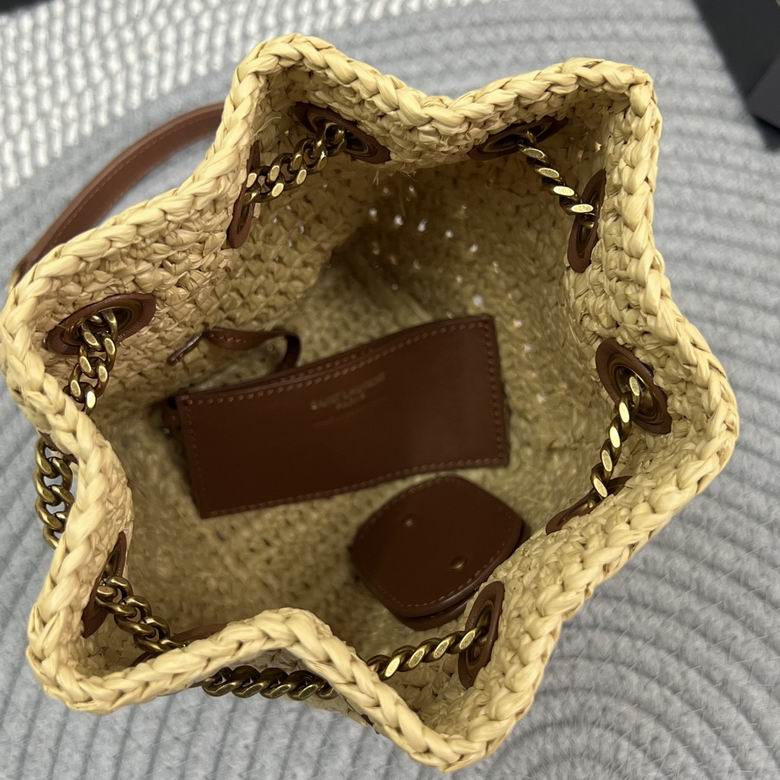 774297 19X13X13cm YG 8