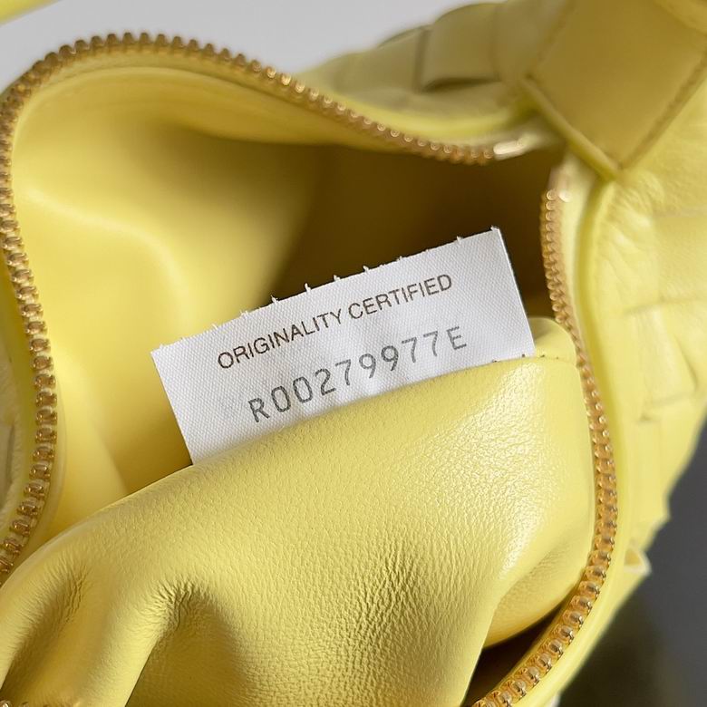 776781 17X13.5X5cm YG 4色 24