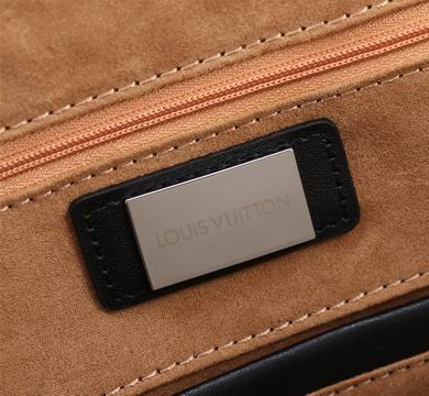 7890 39X30X8cm WP (8)