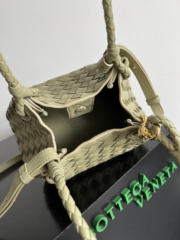 796569 21X17X16.5cm YG 6色 44