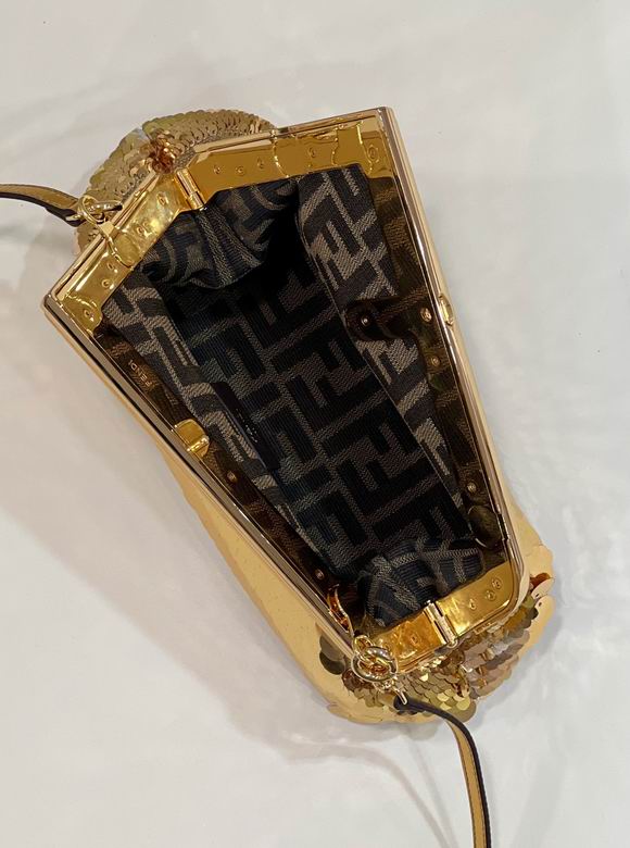 80066 26X9.5X18cm H 2色 5