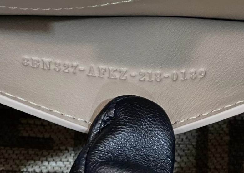 80106 27.5X11.5X20.5cm H 3色 25