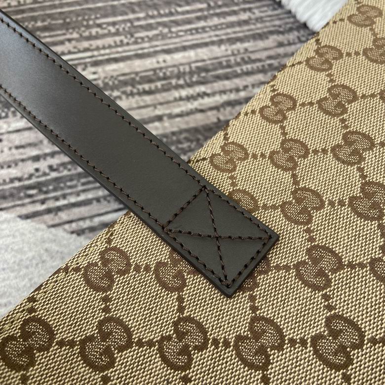 802166 45X32X15cm MP 7