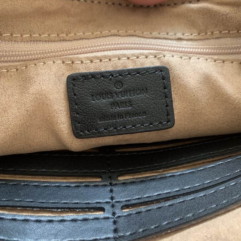 8066 26X18X3cm XM (9)