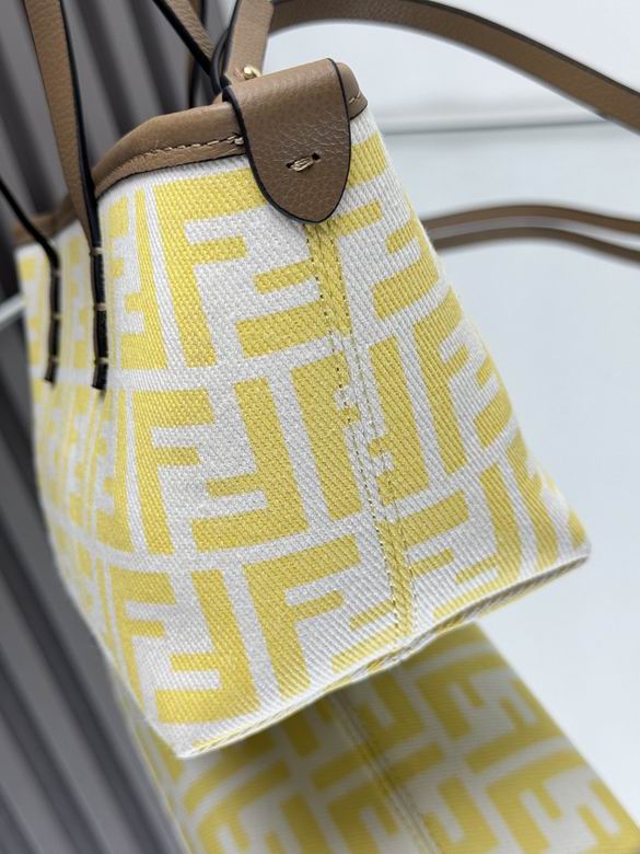 8100 23X19.5X15cm H 2色 11