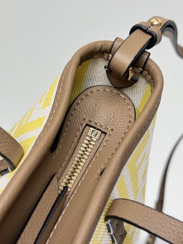 8100 23X19.5X15cm H 2色 14