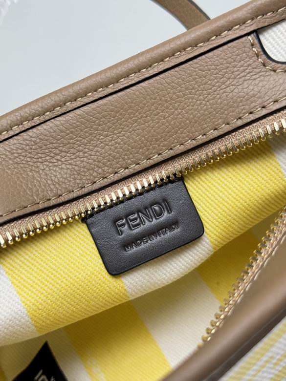 8100 23X19.5X15cm H 2色 16