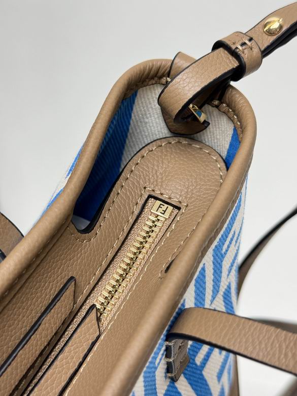 8100 23X19.5X15cm H 2色 5