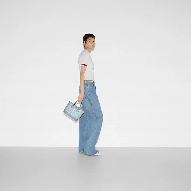 811716 22X18X10cm MP 2色 2