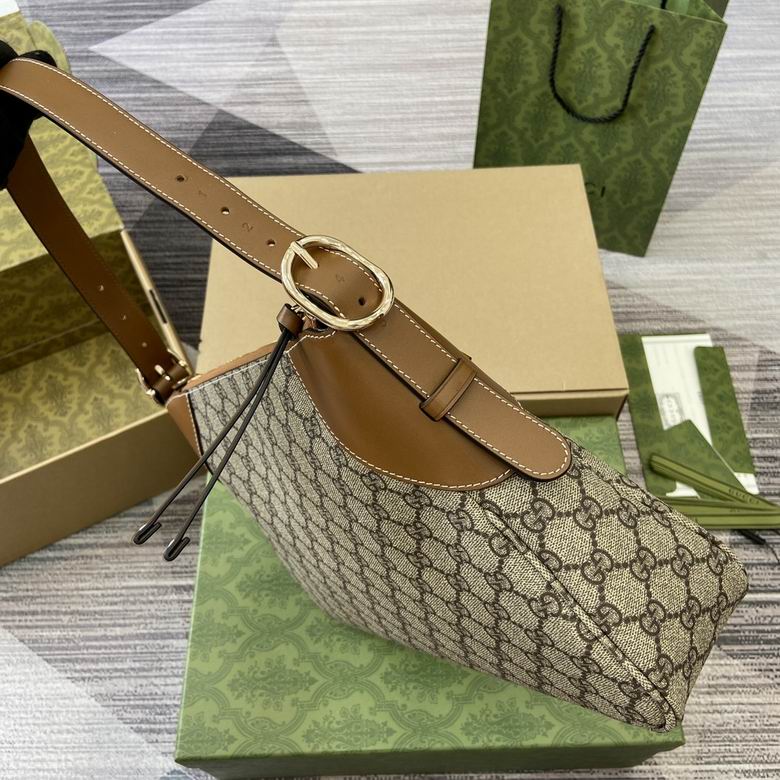 815217 36X23.5X7.5cm MP 2