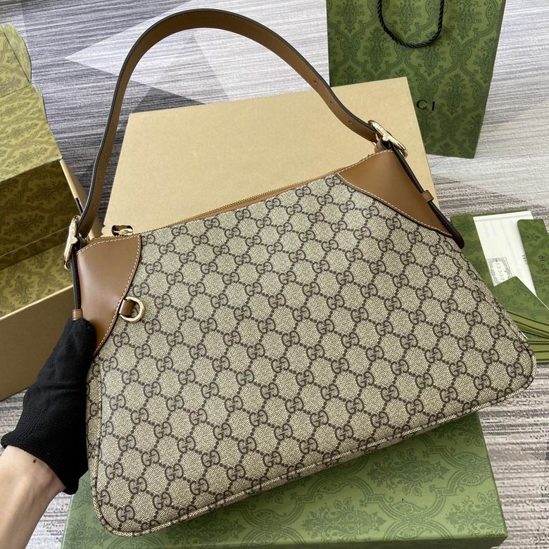 815217 36X23.5X7.5cm MP 3