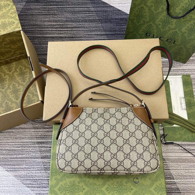 815218 24.5X16X6cm MP 1