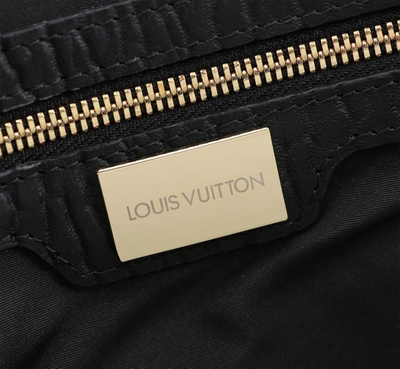 8377-1 39X28X7cm WP (9)