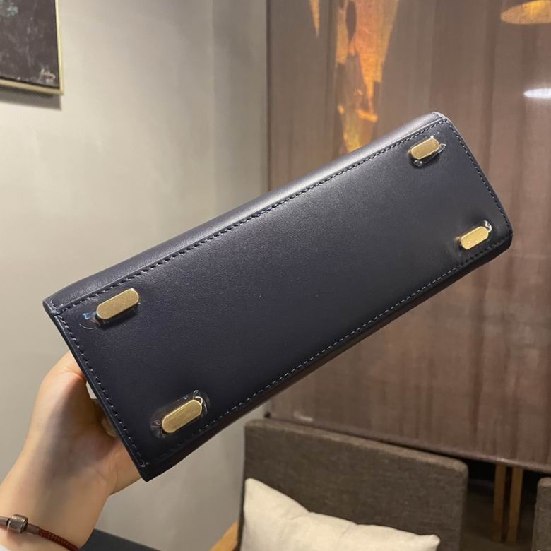 84465 27X24X11cm TB 3