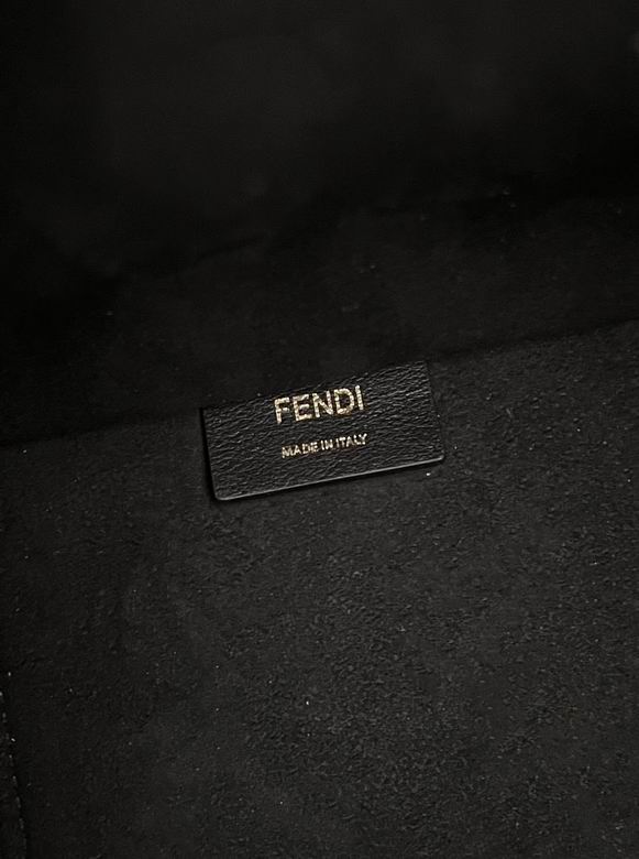 8597L 37X13.5X32cm H 3色 24