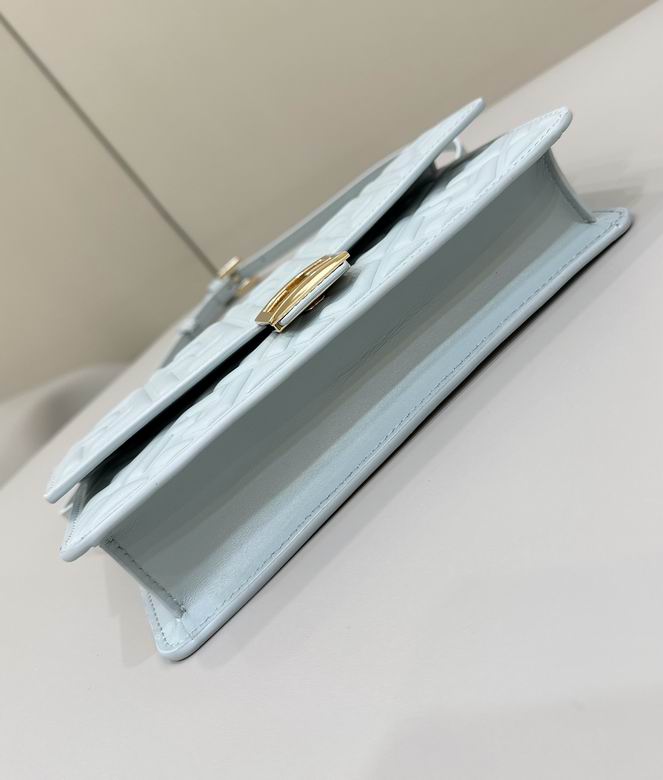 8638 21X5X11.5cm H 4色 4