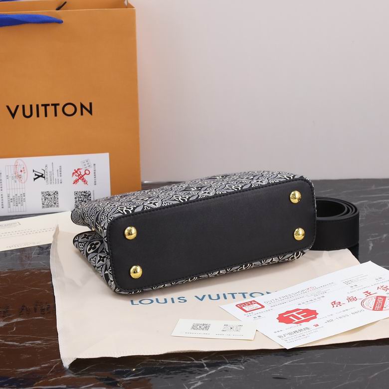 94740 27X18X10cm XMY 26色 156