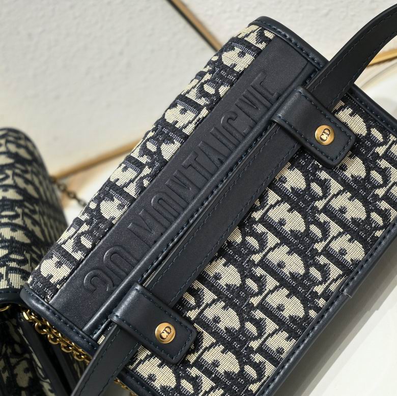 9999 19X12.5X4cm XM 3