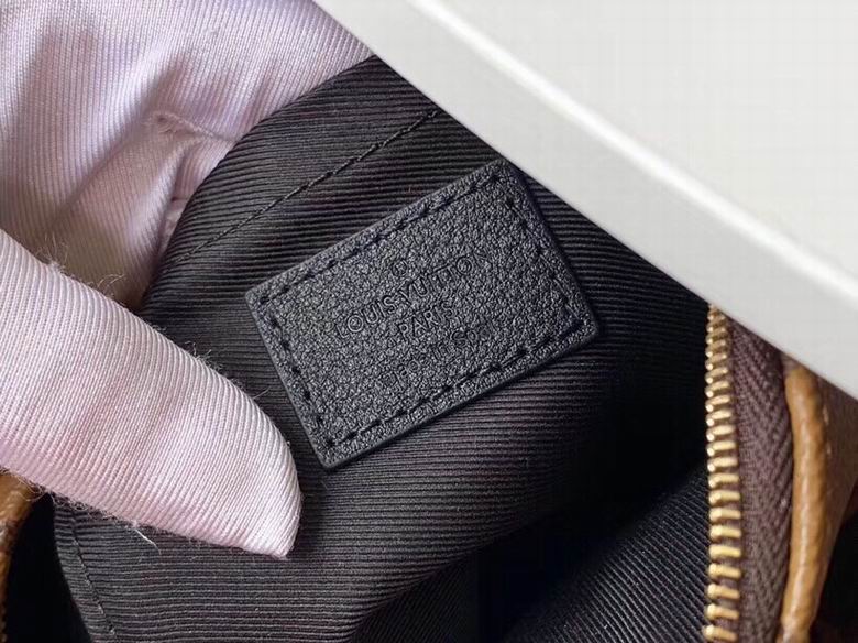 AKM42411 15×22×9 (3)