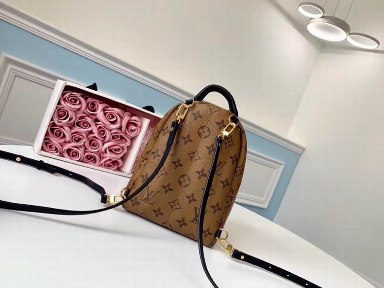 AKM42411 15×22×9 (4)