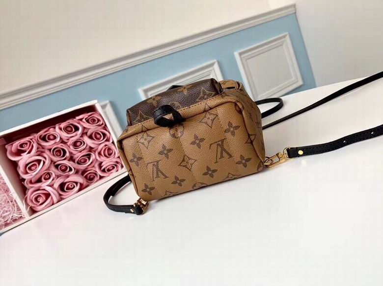 AKM42411 15×22×9 (8)