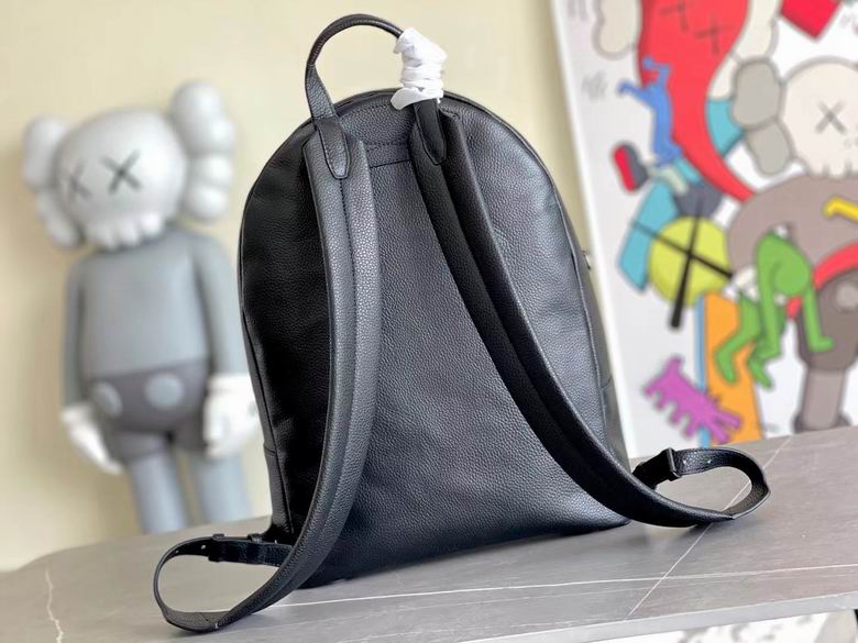 AKM42687 31X42X15 (3)