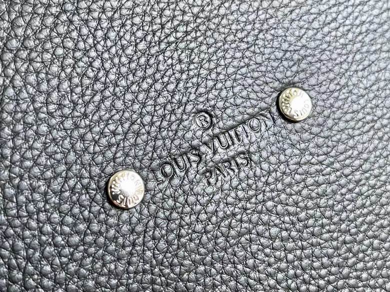 AKM42687 31X42X15 (5)