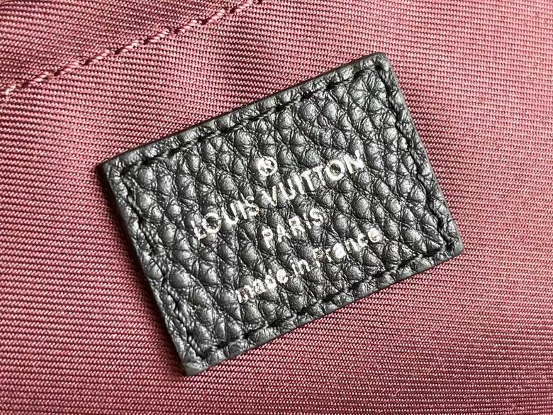 AKM42687 31X42X15 (9)