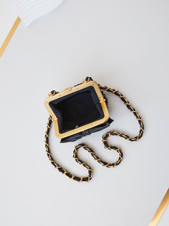 AP4028 12X13X4cm BL 7