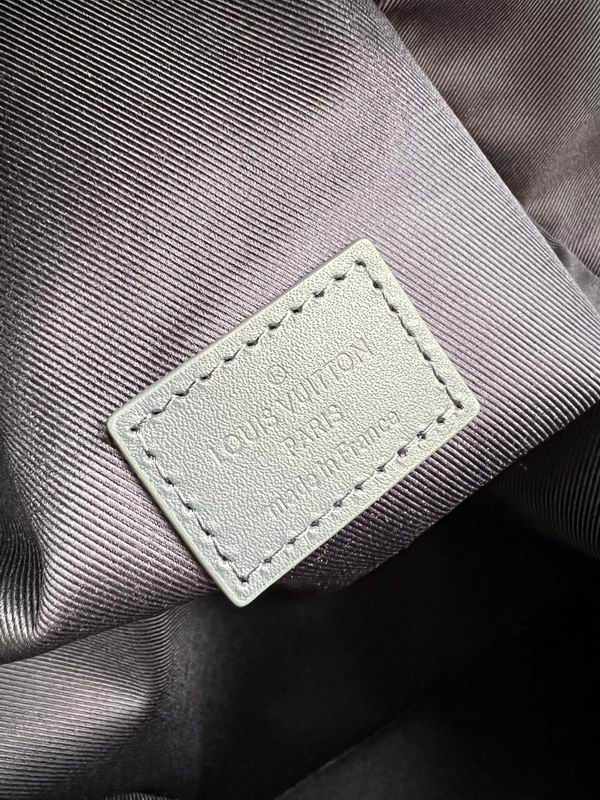 Aerogram M21362蓝 绿30x43x13cm CN (9)