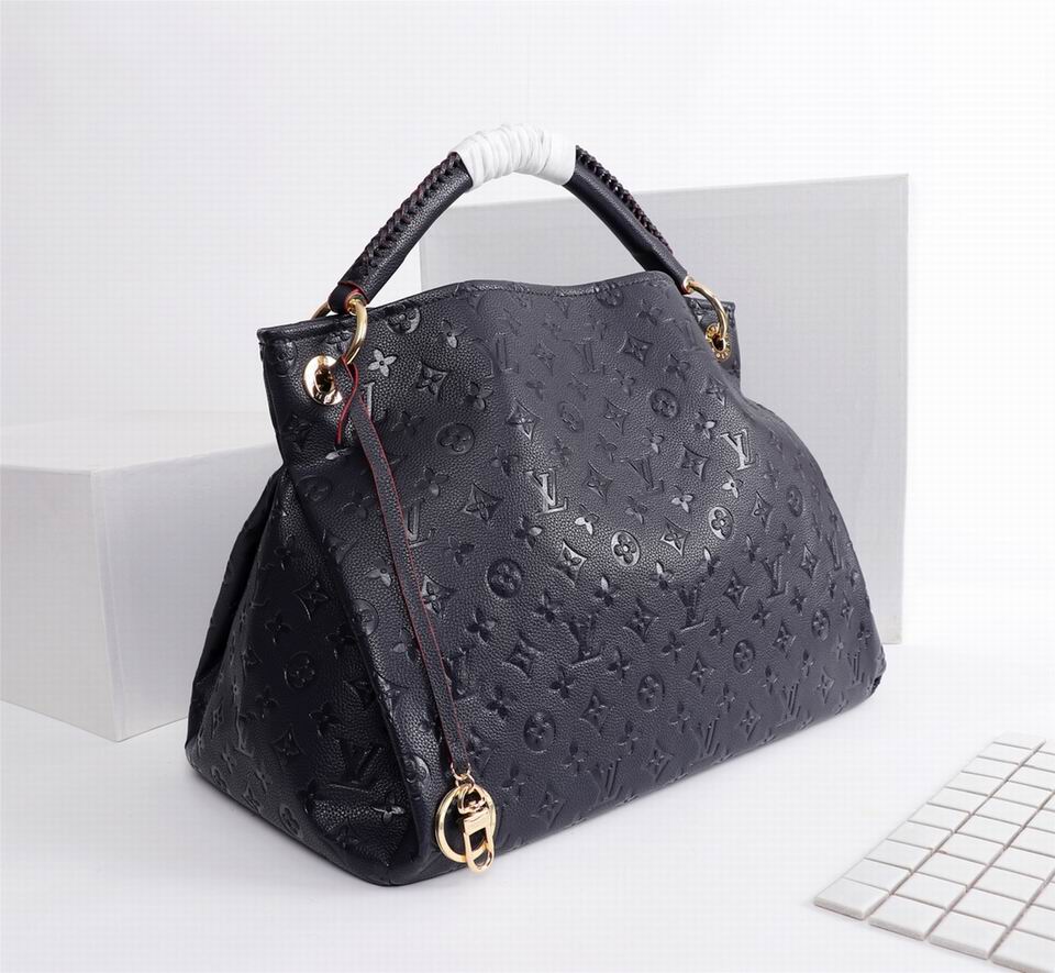 Artsy M40249 46x32x24 wg (2)