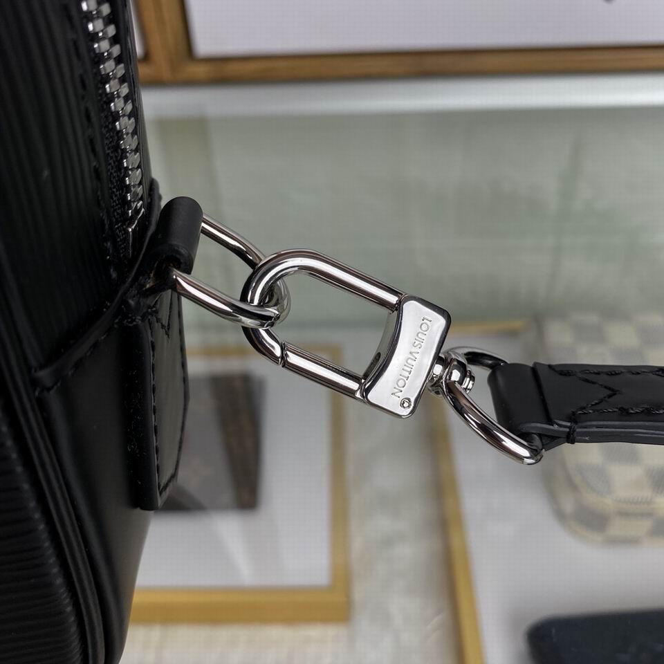 BLM51726 25.0x 15.5x 6.5 (4)