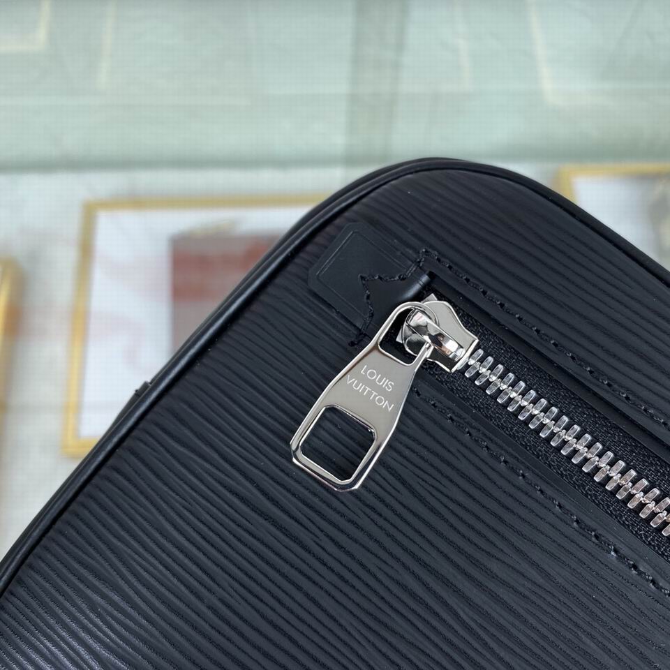 BLM51726 25.0x 15.5x 6.5 (8)